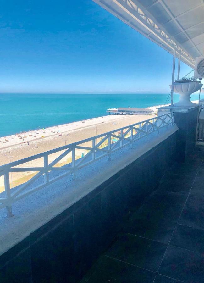 Tg Apartment Sea View Batumi Exterior photo