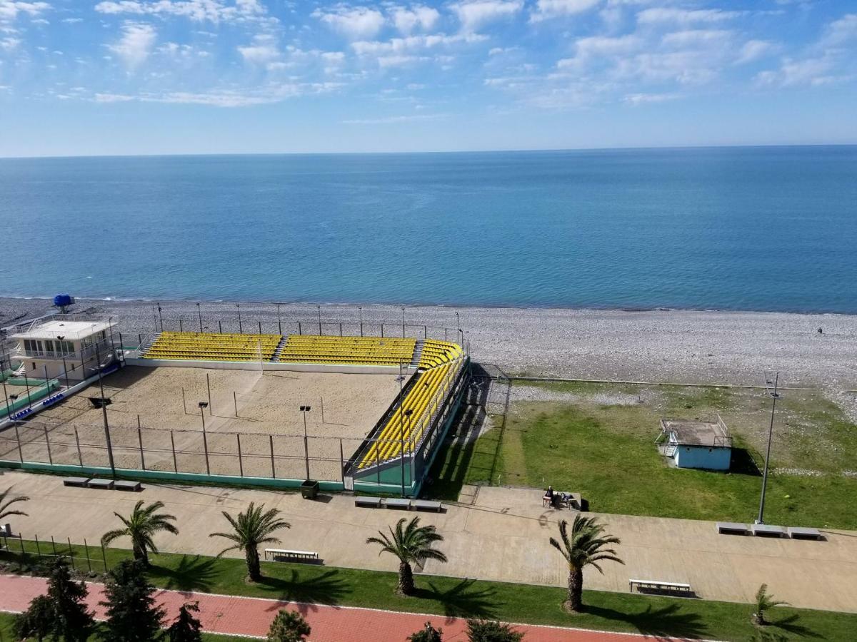 Tg Apartment Sea View Batumi Exterior photo